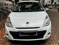 Gebraucht 2014 Renault Clio IV Collection Limousine | 3.850 € (Guter Preis)