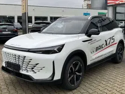 Weiß Gebraucht 2024 Baic X75 SUV | 33.500 € (Fairer Preis)