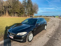 Grau Gebraucht 2011 BMW 530 Sport Line Kombi | 14.999 € (Fairer Preis)