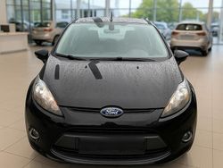 Schwarz Gebraucht 2012 Ford Fiesta Kleinwagen | 4.900 € (Fairer Preis)