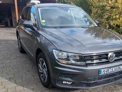 Grau Gebraucht 2017 VW Tiguan Sound SUV | 21.900 € (Fairer Preis)