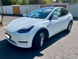 Gebraucht 2022 Tesla Model Y Standard Range SUV | 31.900 € (Fairer Preis)