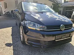 Schwarz Gebraucht 2016 VW Touran Trendline Van / Kleinbus | 13.500 € (Fairer Preis)