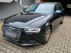 Schwarz Gebraucht 2015 Audi A4 Kombi | 9.500 € (Guter Preis)