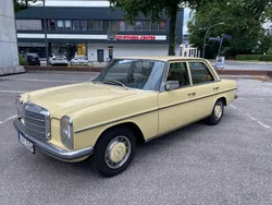 Gelb Gebraucht 1974 Mercedes 230 Limousine | 10.500 €