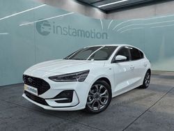 Weiß Gebraucht 2024 Ford Focus ST-Line X | 30.550 € (Etwas zu teuer)
