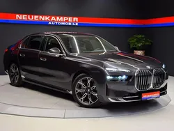 Grau Gebraucht 2024 BMW 740 Performance Limousine | 104.900 € (Teuer)
