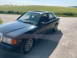 Schwarz Gebraucht 1993 Mercedes 190 Limousine | 2.900 €