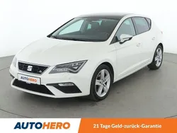 Weiß Gebraucht 2019 Seat Leon FR Limousine | 16.190 € (Fairer Preis)