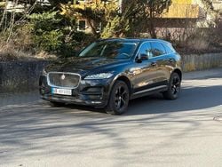 Schwarz Gebraucht 2017 Jaguar F-Pace Portfolio SUV | 22.000 € (Etwas zu teuer)