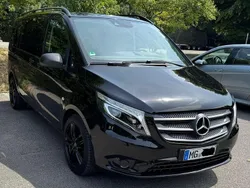 Schwarz Gebraucht 2018 Mercedes Vito Van / Kleinbus | 31.700 € (Fairer Preis)