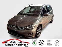 Limestone grey metallic Gebraucht 2016 VW Golf Sportsvan Allstar Van / Kleinbus | 14.490 € (Fairer Preis)