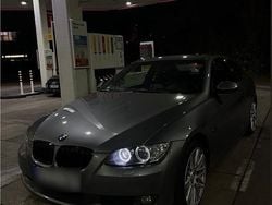 Grau Gebraucht 2009 BMW 320 Coupé | 5.000 € (Superpreis)