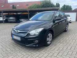 Schwarz Gebraucht 2010 Hyundai i30 Edition+ Kleinwagen | 2.699 €