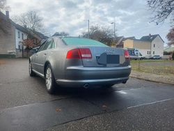 Grau Gebraucht 2006 Audi A8L Limousine | 12.200 €