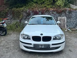 Weiß Gebraucht 2007 BMW 118 Kleinwagen | 4.800 € (Teuer)