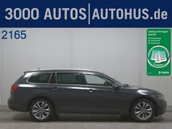 Grau Gebraucht 2021 VW Passat Business Kombi | 15.590 € (Guter Preis)