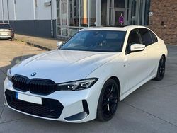 Weiß Gebraucht 2023 BMW 330 Sport Line Limousine | 34.500 € (Guter Preis)