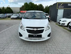 Weiß Gebraucht 2010 Chevrolet Spark Kleinwagen | 2.100 € (Guter Preis)