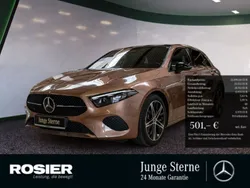 Gold / rosegold Gebraucht 2024 Mercedes A250 Advanced Limousine | 33.890 € (Guter Preis)
