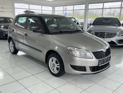 Beige Gebraucht 2012 Skoda Fabia Limousine | 5.990 € (Etwas zu teuer)