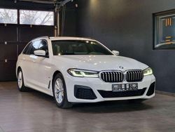 Weiß Gebraucht 2022 BMW 520 M Sport Kombi | 23.999 € (Fairer Preis)