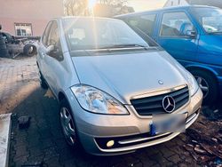 Silber Gebraucht 2010 Mercedes A160 Kleinwagen | 3.000 €