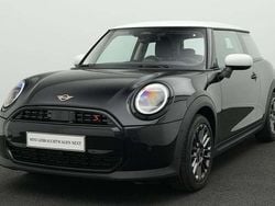 Schwarz Gebraucht 2024 Mini Cooper S Classic Kleinwagen | 25.541 € (Guter Preis)