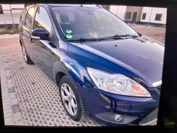 Blau Gebraucht 2010 Ford Focus Kombi | 3.100 € (Guter Preis)