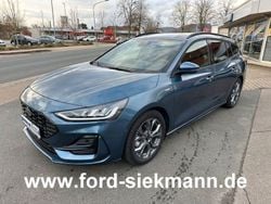 Blau Gebraucht 2023 Ford Focus ST-Line X Limousine | 28.990 € (Teuer)
