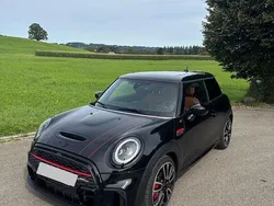 Schwarz Gebraucht 2023 Mini John Cooper Works Kleinwagen | 34.600 € (Fairer Preis)
