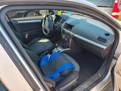 Silber Gebraucht 2006 Opel Astra Kleinwagen | 2.500 € (Fairer Preis)