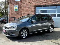 Indiumgrau metallic Gebraucht 2018 VW Golf Sportsvan Van / Kleinbus | 15.449 € (Fairer Preis)