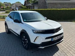 Weiß Gebraucht 2022 Opel Mokka-e Elegance SUV | 16.500 € (Superpreis)