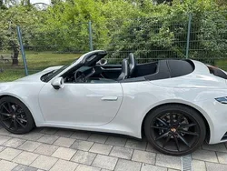 Beige Gebraucht 2023 Porsche 911 Carrera Cabriolet Cabrio | 134.900 € (Guter Preis)