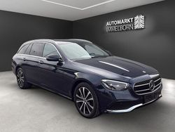 Cavansitblau (metallic) Gebraucht 2021 Mercedes E300 Kombi | 26.430 € (Guter Preis)