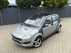 Silber Gebraucht 2024 Smart ForFour Limousine | 2.890 €