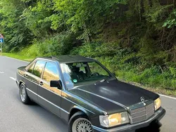 Grau Gebraucht 1990 Mercedes 190 Limousine | 5.900 €