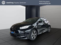 Mysticschwarz mica Neu 2025 Toyota Yaris Hybrid Comfort Limousine | 26.990 € (Fairer Preis)