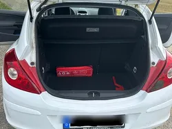 Weiß Gebraucht 2012 Opel Corsa Kleinwagen | 2.999 € (Guter Preis)