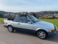 Grau Gebraucht 1988 Ford Escort Cabriolet Cabrio | 3.300 €