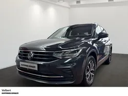 Grau Gebraucht 2022 VW Tiguan Life SUV | 28.450 € (Superpreis)