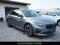 Grau Gebraucht 2024 Skoda Scala Monte Carlo Kleinwagen | 21.690 € (Fairer Preis)