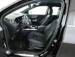 Schwarz Gebraucht 2023 Mercedes EQA300 AMG SUV | 33.690 € (Guter Preis)