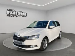 Weiß Gebraucht 2021 Skoda Fabia Cool Plus Kombi | 10.890 €