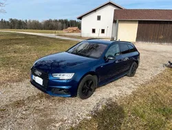 Blau Gebraucht 2017 Audi A4 Sport Kombi | 17.000 € (Fairer Preis)