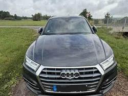 Grau Gebraucht 2020 Audi Q5 Ambiente SUV | 32.000 € (Guter Preis)