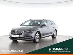 Graphitegrau Gebraucht 2022 Skoda Superb Style Kombi | 27.445 € (Fairer Preis)