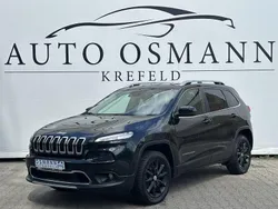 Schwarz Gebraucht 2016 Jeep Cherokee SUV | 11.950 € (Guter Preis)