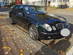 Grün Gebraucht 2003 Mercedes E240 Limousine | 5.500 € (Etwas zu teuer)